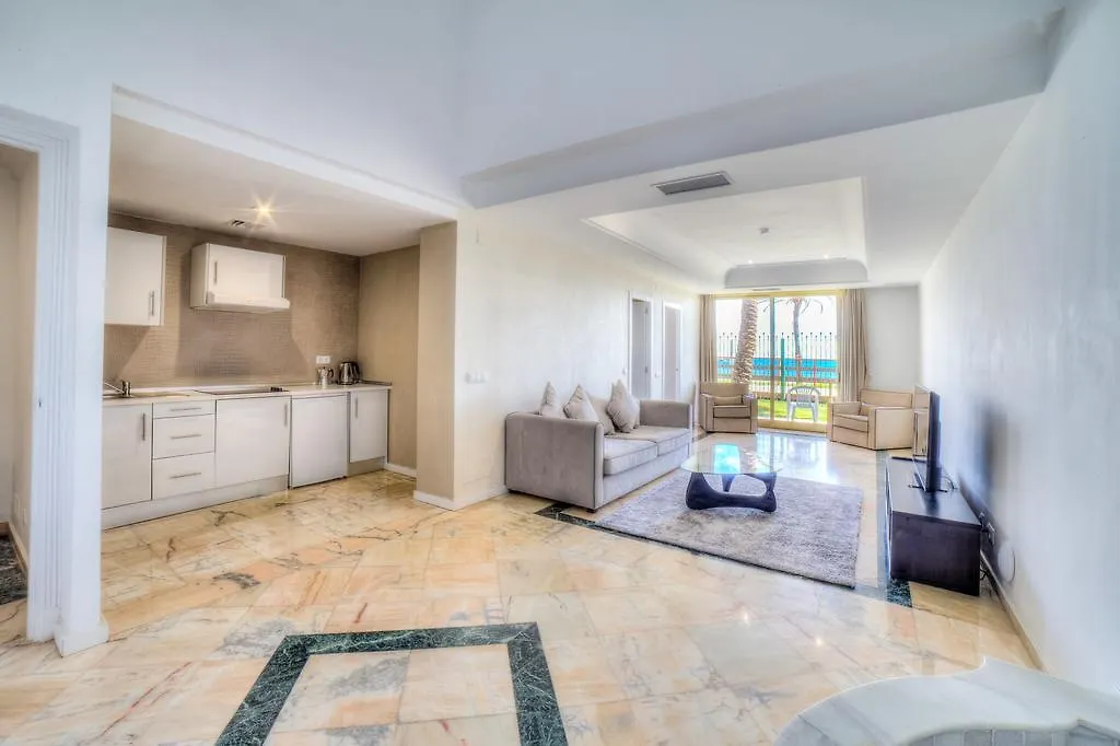 **** Apartahotel Banus Beach Apartments Marbella España
