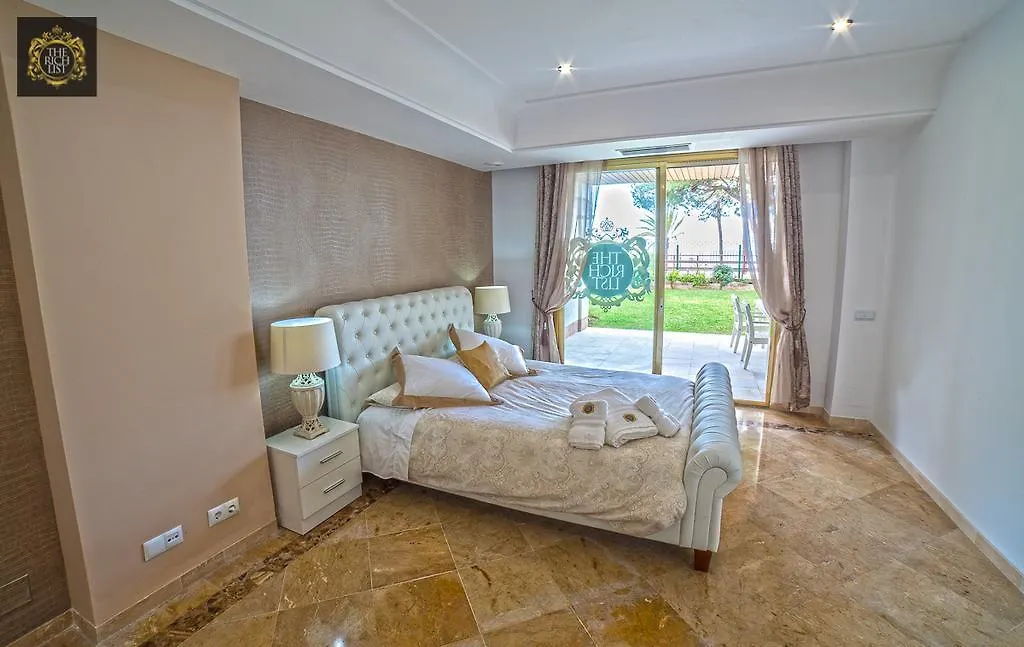 Banus Beach Apartments Marbella