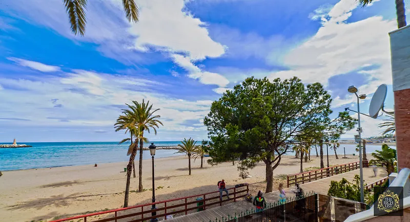 Banus Beach Apartments Marbella 4*,