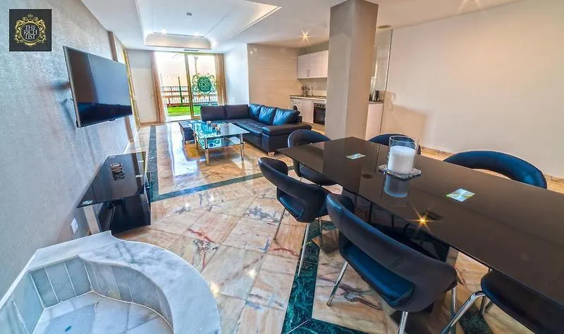 Banus Beach Apartments Marbella