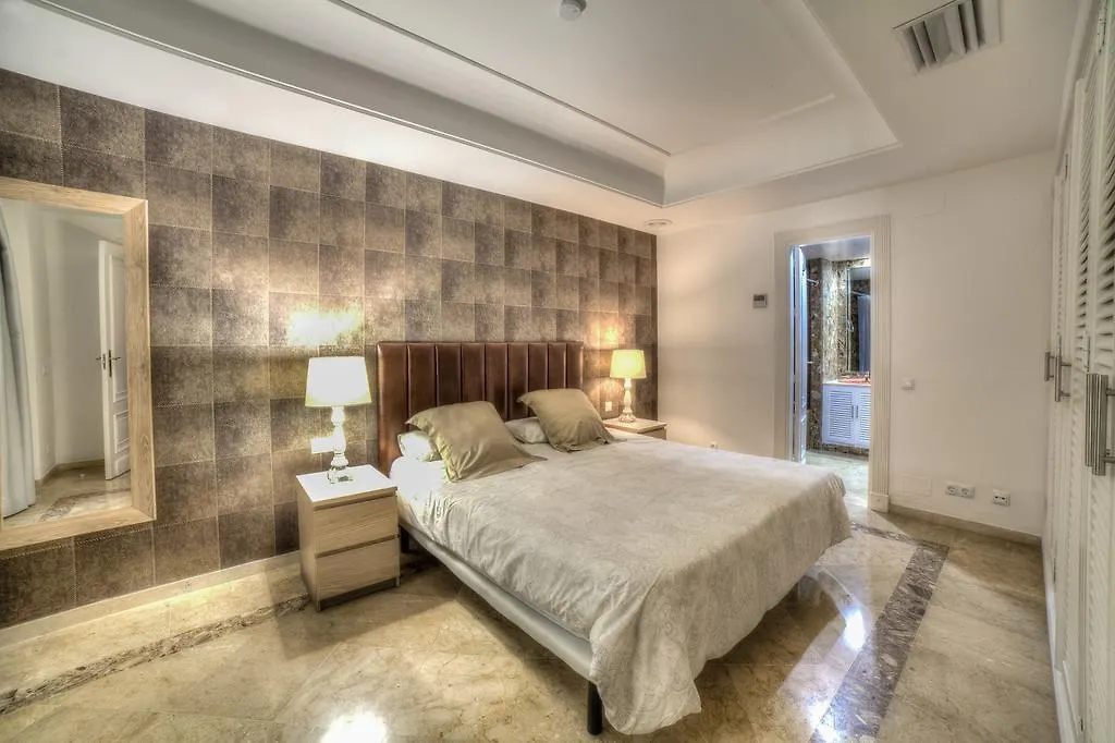 Banus Beach Apartments Marbella